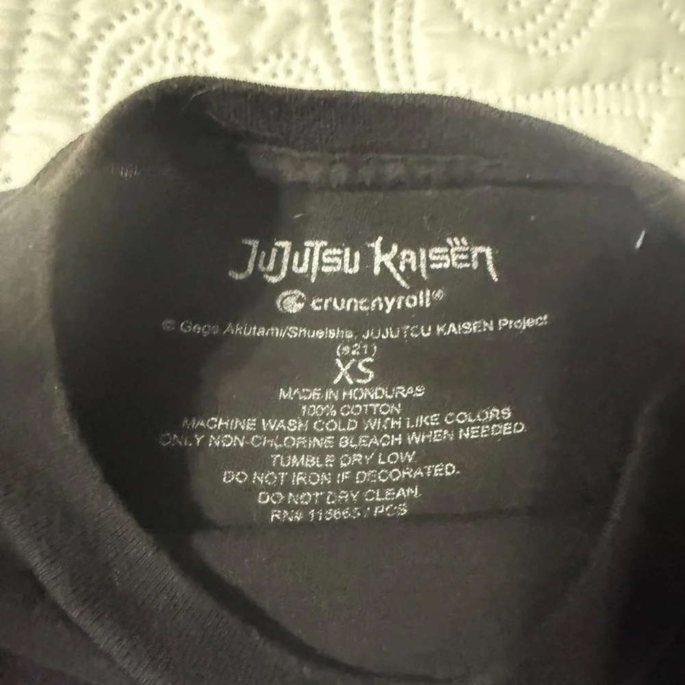 Anime Graphic Black T-Shirt - Picture 2 of 4